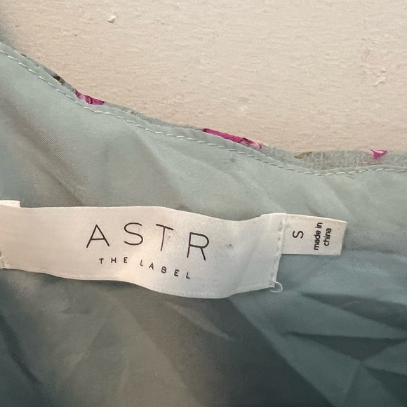 REVOLVE ASTR Floral One Shoulder Ruffle Midi Dress - Picture 6 of 11